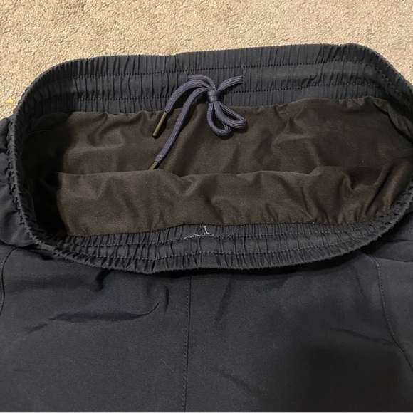 Lululemon women shorts - Picture 6 of 6